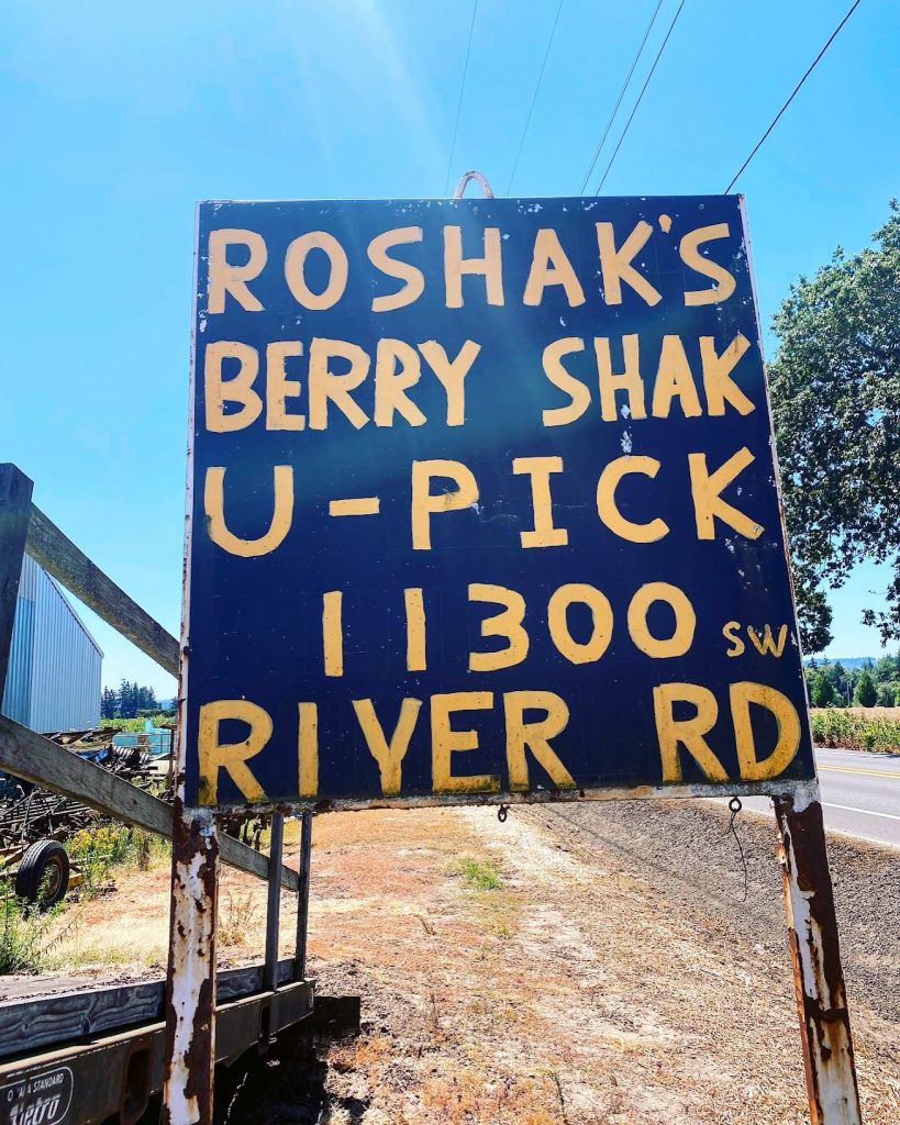 Roshak's Berry Shak Sign